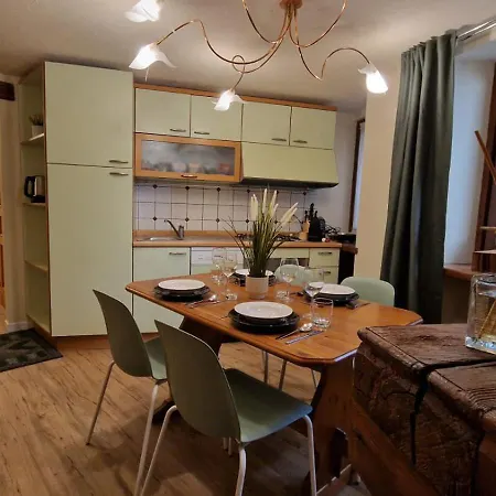 Pre-art Thermes, Art E Design Lejlighed